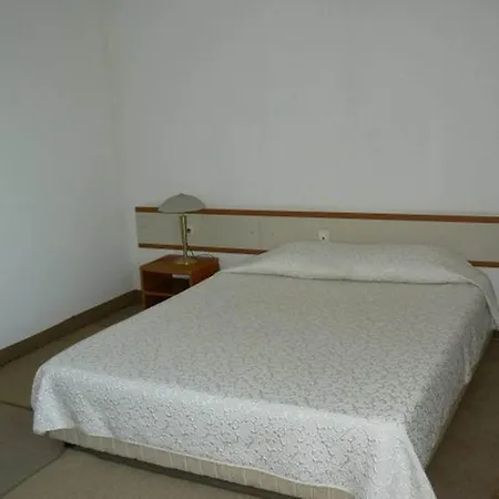 Отель Orbita Palace Плевна